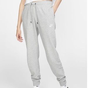 Light grey NWOT NIKE sweatpants
